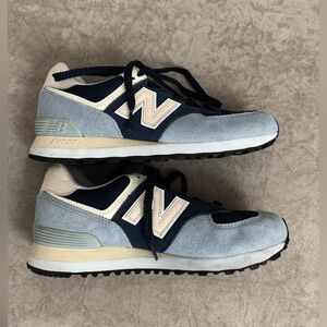 New Balance 574 sneakers Women’s size 8